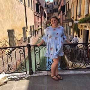 Meet your Posher, Annie